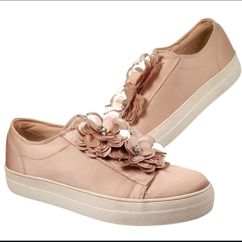 Steve Madden Womens Blush Pink Satin, Size 9 Slip On Sneakers